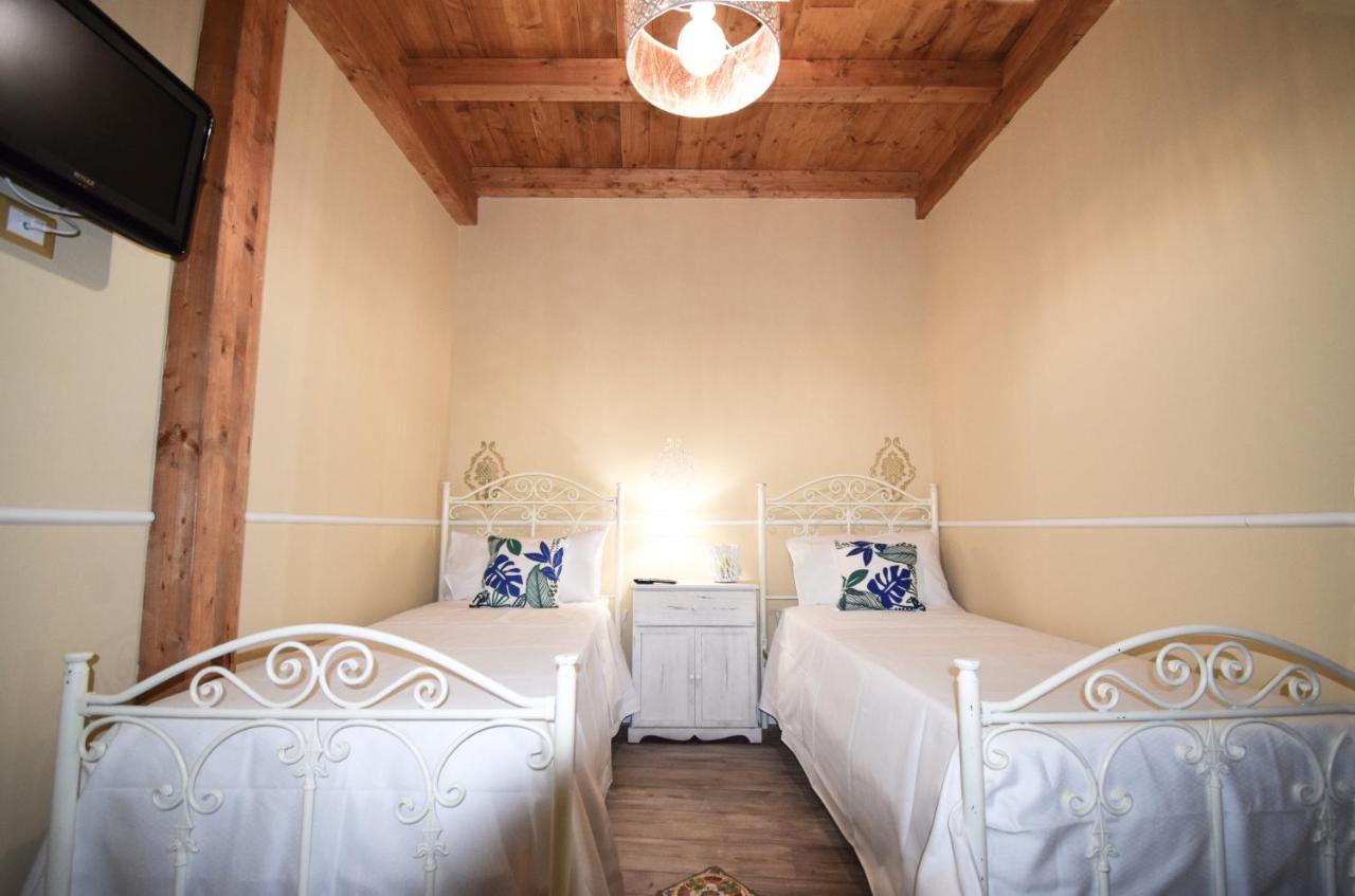 Luxury Apartment Via Genova Палермо Екстериор снимка