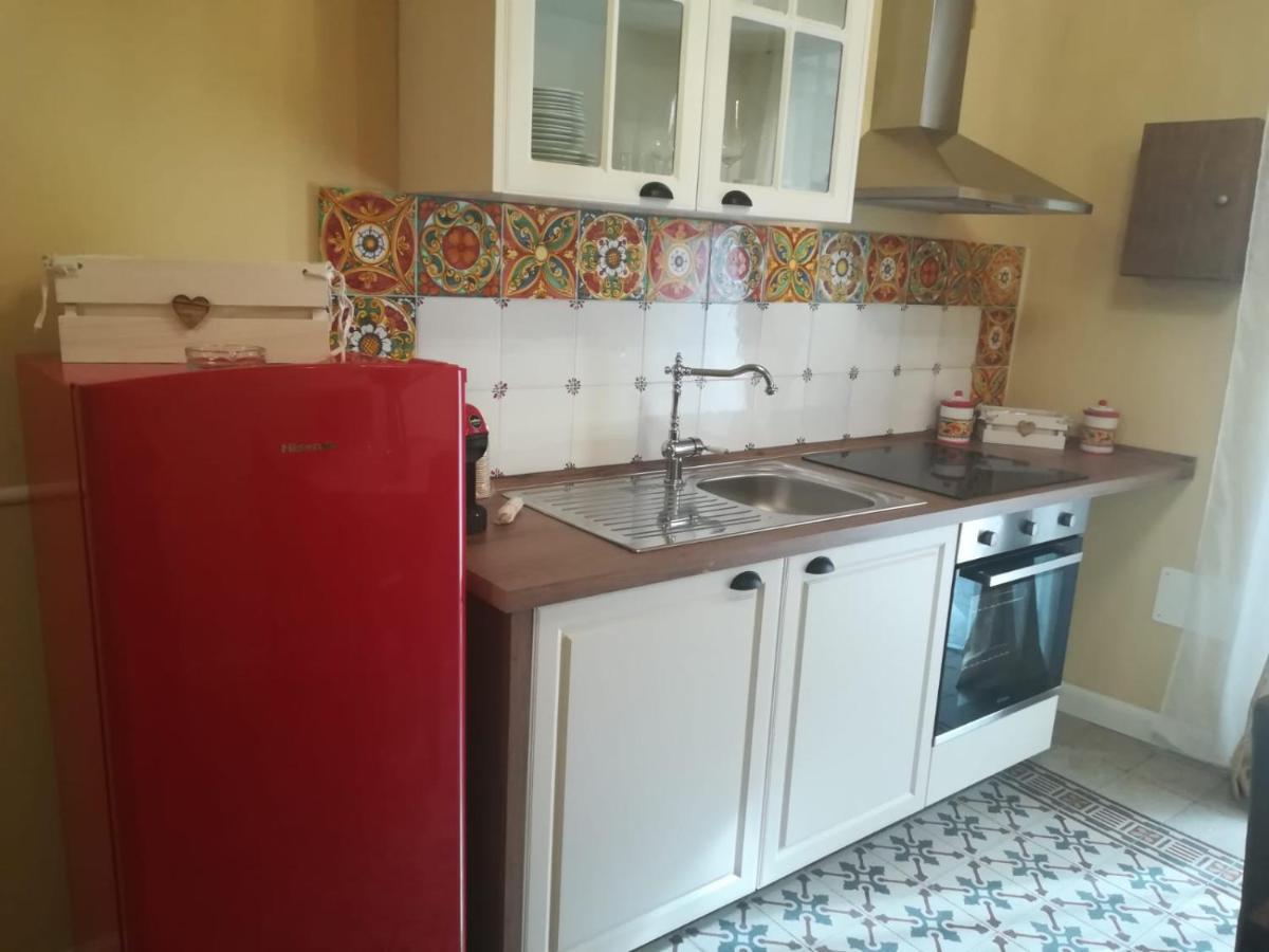 Luxury Apartment Via Genova Палермо Екстериор снимка