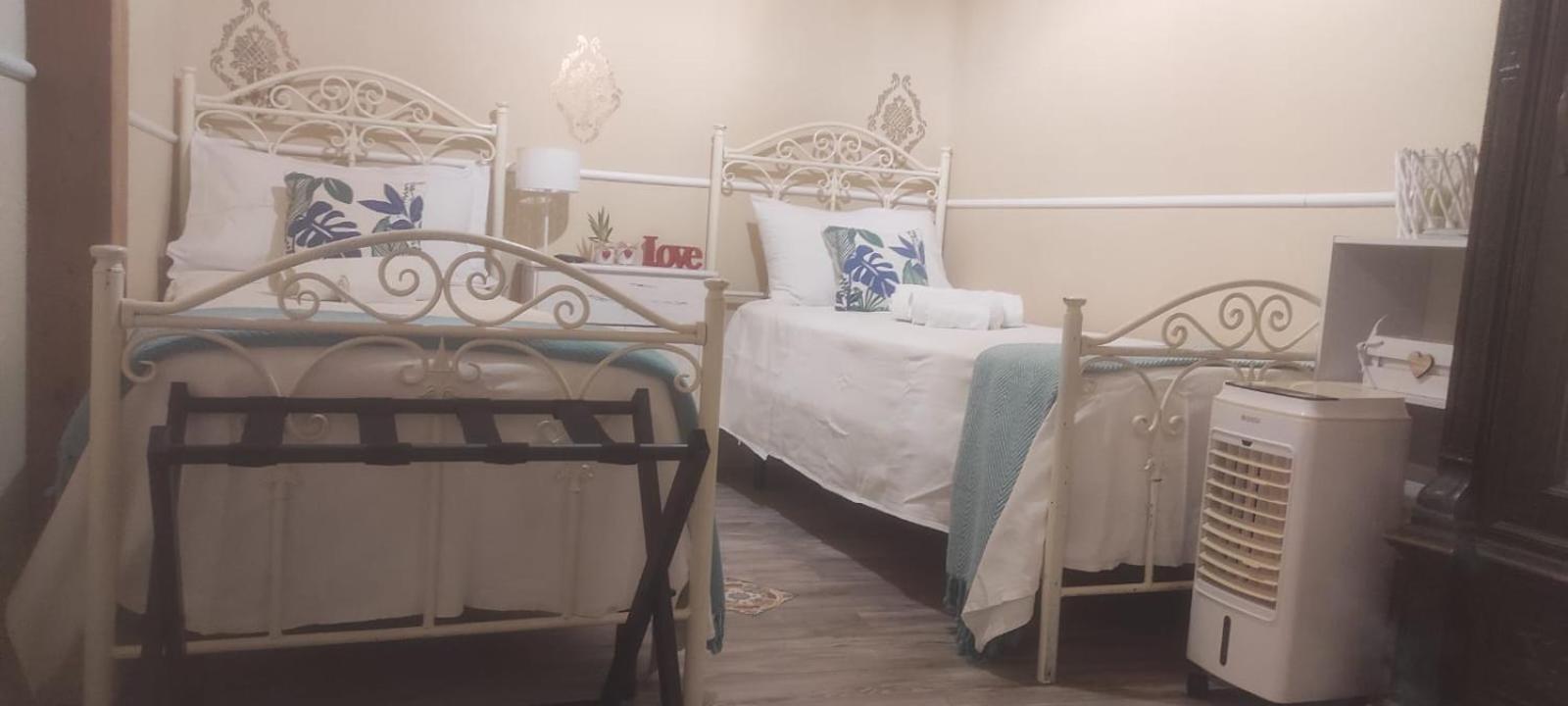 Luxury Apartment Via Genova Палермо Екстериор снимка