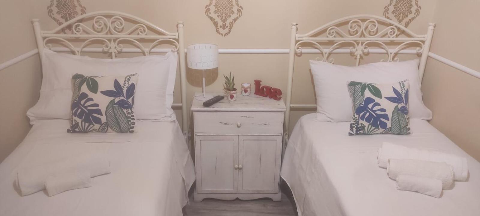 Luxury Apartment Via Genova Палермо Екстериор снимка
