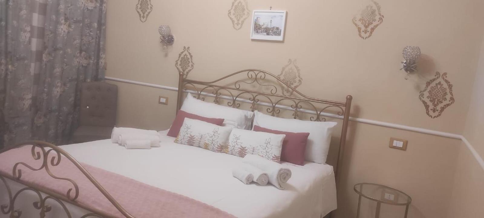Luxury Apartment Via Genova Палермо Екстериор снимка