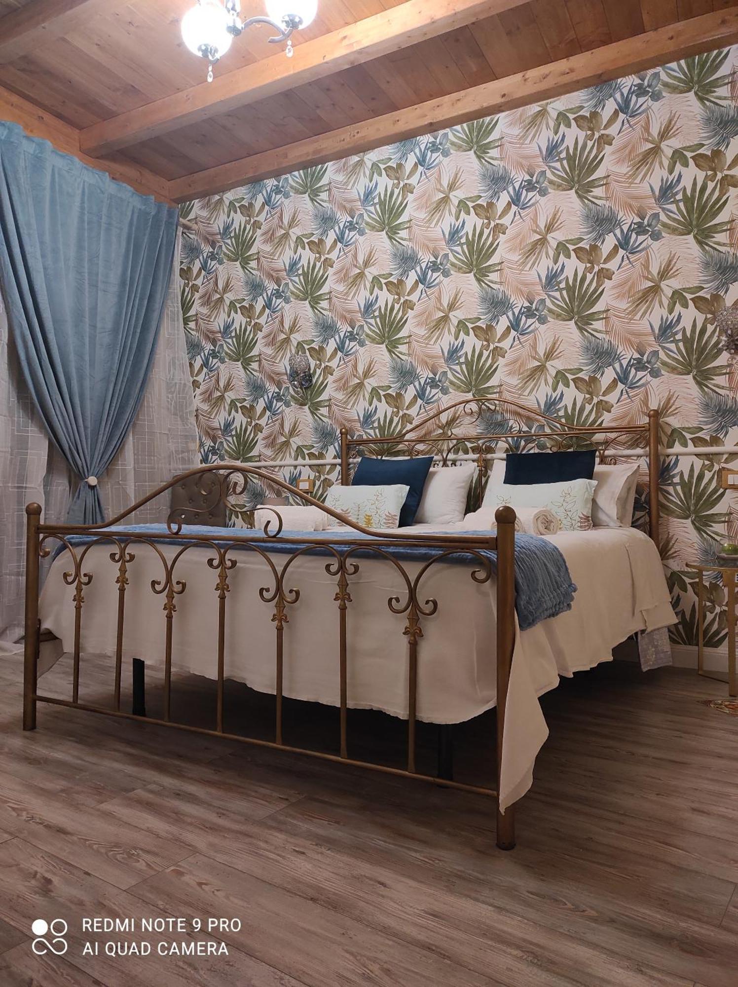 Luxury Apartment Via Genova Палермо Екстериор снимка