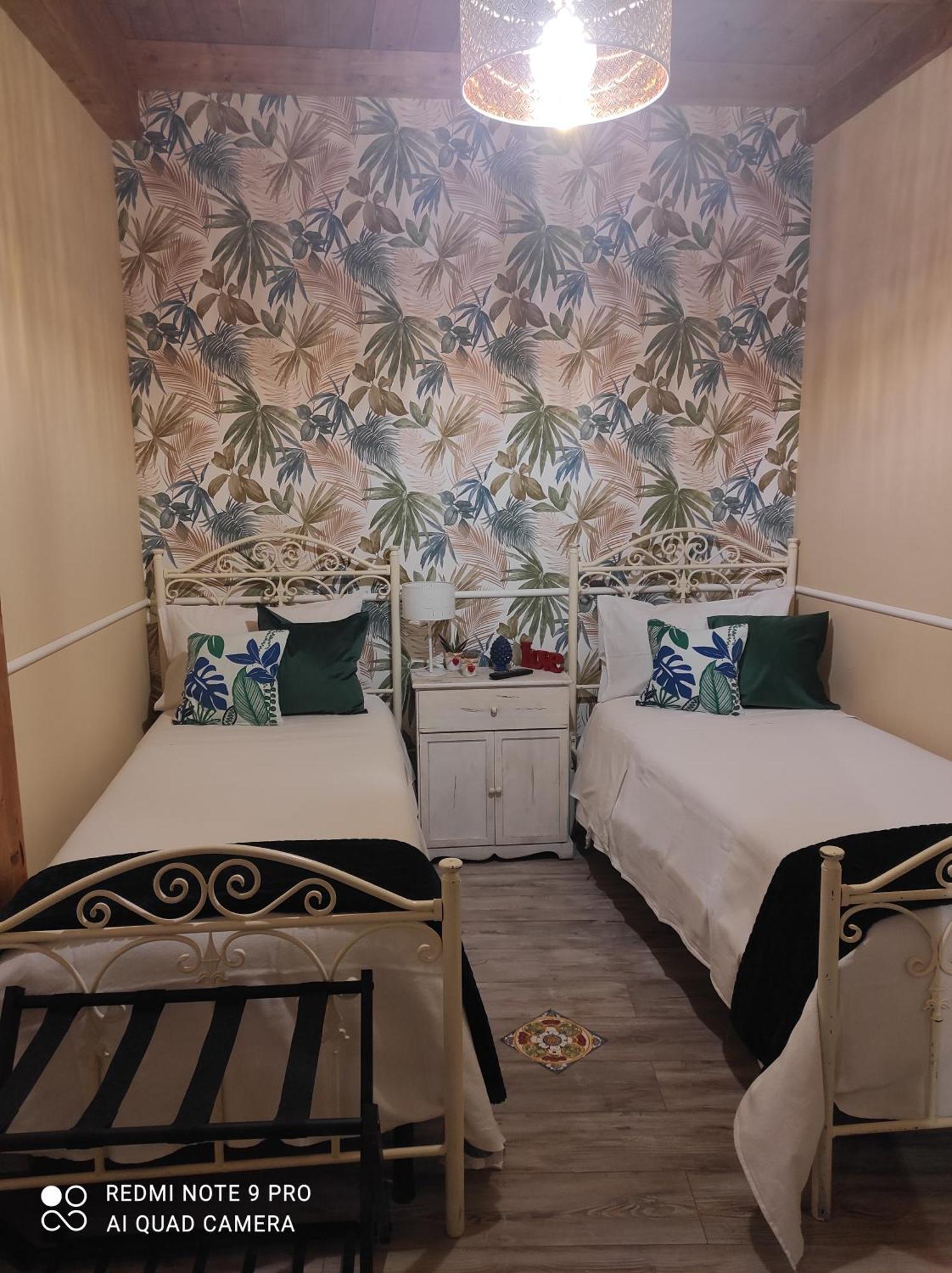 Luxury Apartment Via Genova Палермо Екстериор снимка